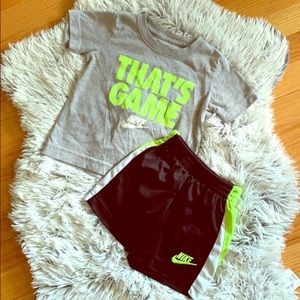 Nike 2pc set toddler 2T